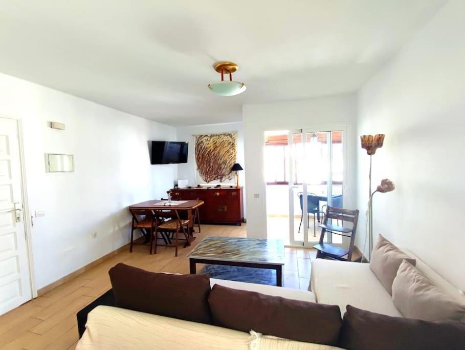Casa Roshan Playa Honda  Εξωτερικό φωτογραφία